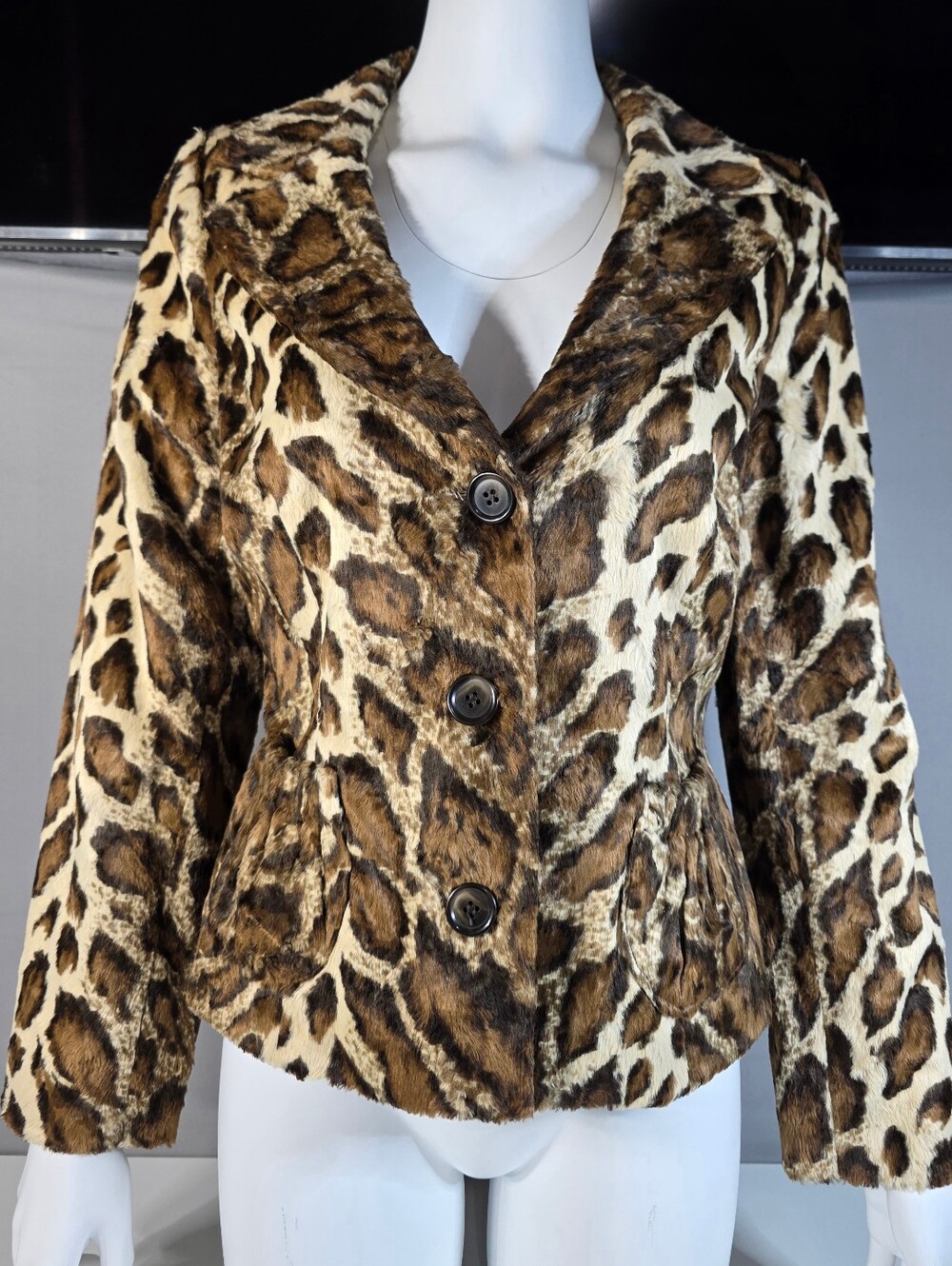 Charles Gray London Vintage leopard print faux fur coat Size Medium